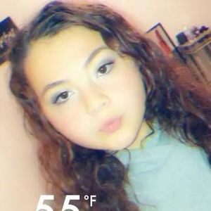 Meet your Posher, Leah